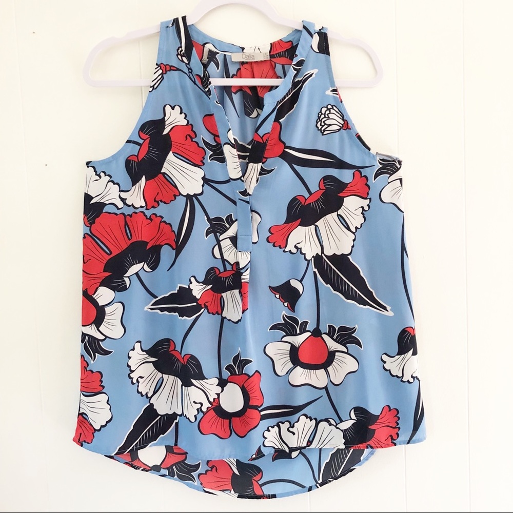 Dalia Sleeveless Poppy Print Split Neck Top